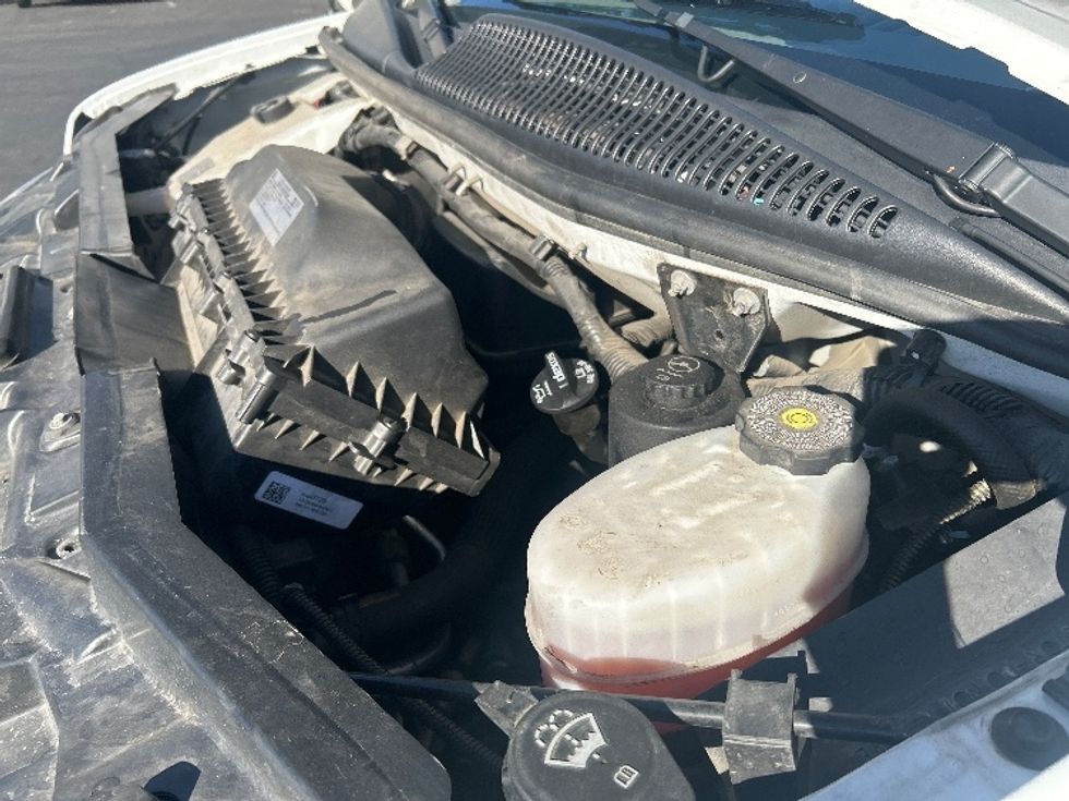 Light Duty Box Truck-Light and Medium Duty Trucks-GMC-2021-Savana G33903-La Mirada-CA-111,129\n\t\tmiles-$ 29,500 - Image 24