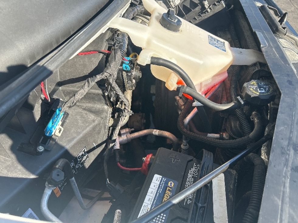 Light Duty Box Truck-Light and Medium Duty Trucks-GMC-2021-Savana G33903-La Mirada-CA-116,547\n\t\tmiles-$ 28,750 - Image 23