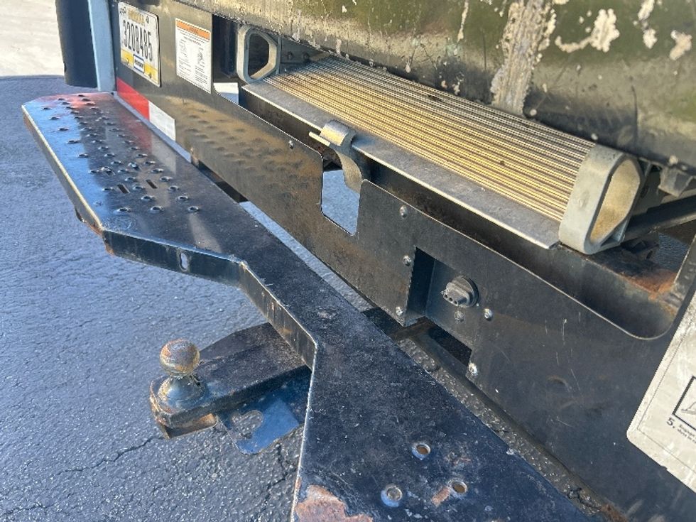 Light Duty Box Truck-Light and Medium Duty Trucks-GMC-2021-Savana G33903-La Mirada-CA-116,547\n\t\tmiles-$ 28,750 - Image 26