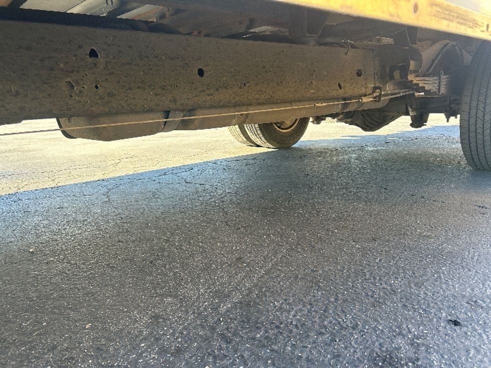 Light Duty Box Truck-Light and Medium Duty Trucks-GMC-2021-Savana G33903-La Mirada-CA-116,547\n\t\tmiles-$ 28,750 - Image 5