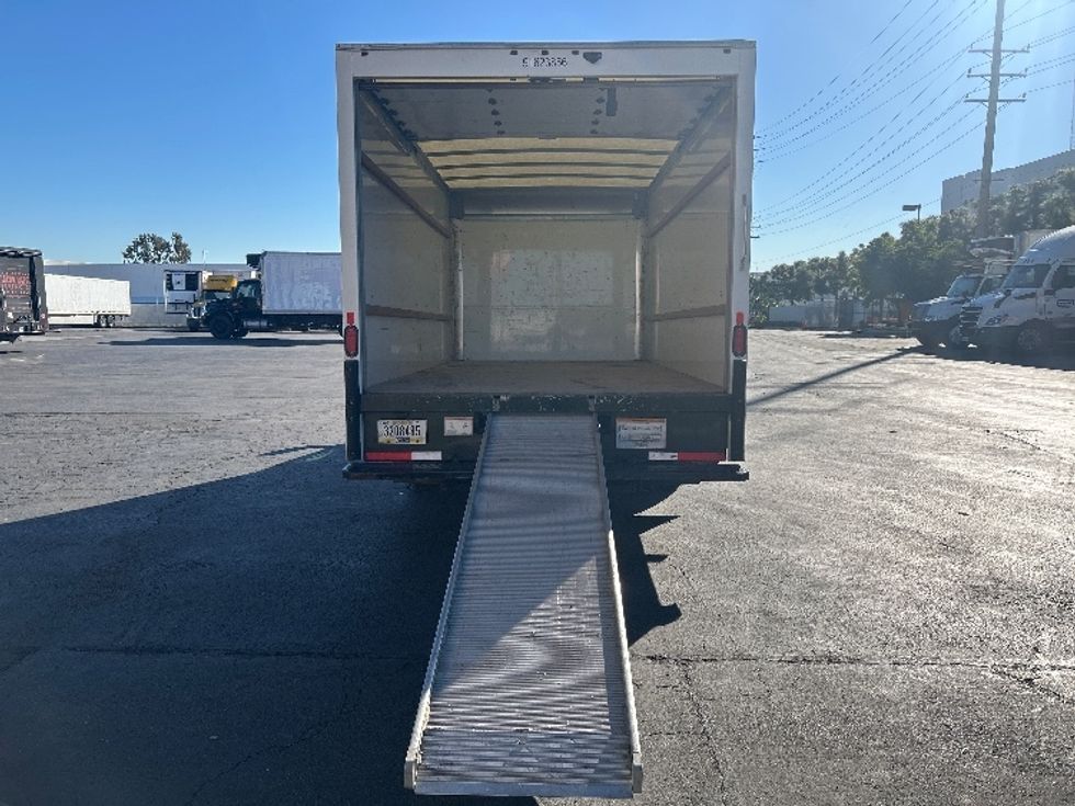Light Duty Box Truck-Light and Medium Duty Trucks-GMC-2021-Savana G33903-La Mirada-CA-116,547\n\t\tmiles-$ 28,750 - Image 9