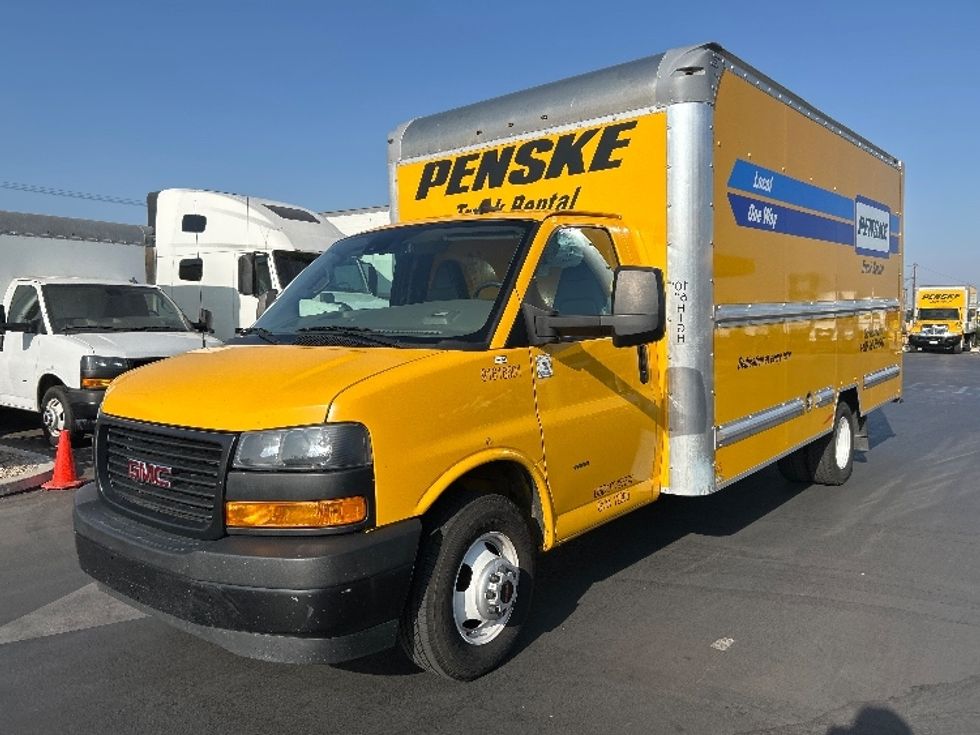 Light Duty Box Truck-Light and Medium Duty Trucks-GMC-2021-Savana G33903-La Mirada-CA-87,444\n\t\tmiles-$ 29,250 - Image 3