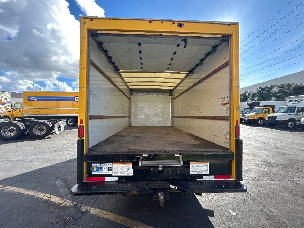 Light Duty Box Truck-Light and Medium Duty Trucks-GMC-2021-Savana G33903-La Mirada-CA-94,687\n\t\tmiles-$ 28,250 - Image 8