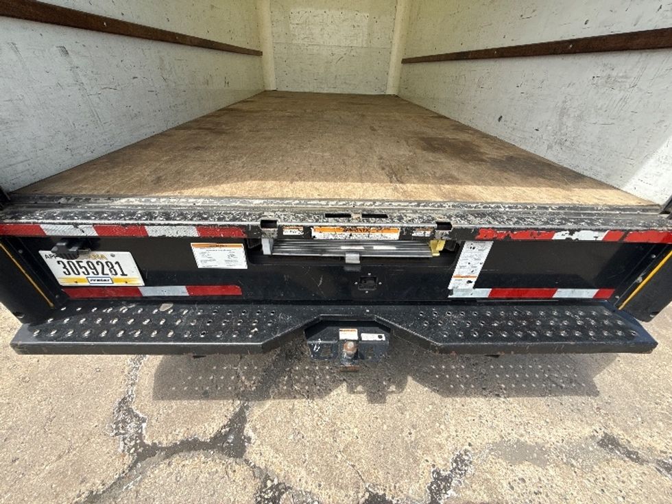 Light Duty Box Truck-Light and Medium Duty Trucks-GMC-2021-Savana G33903-La Porte-IN-92,015\n\t\tmiles-$ 25,250 - Image 10