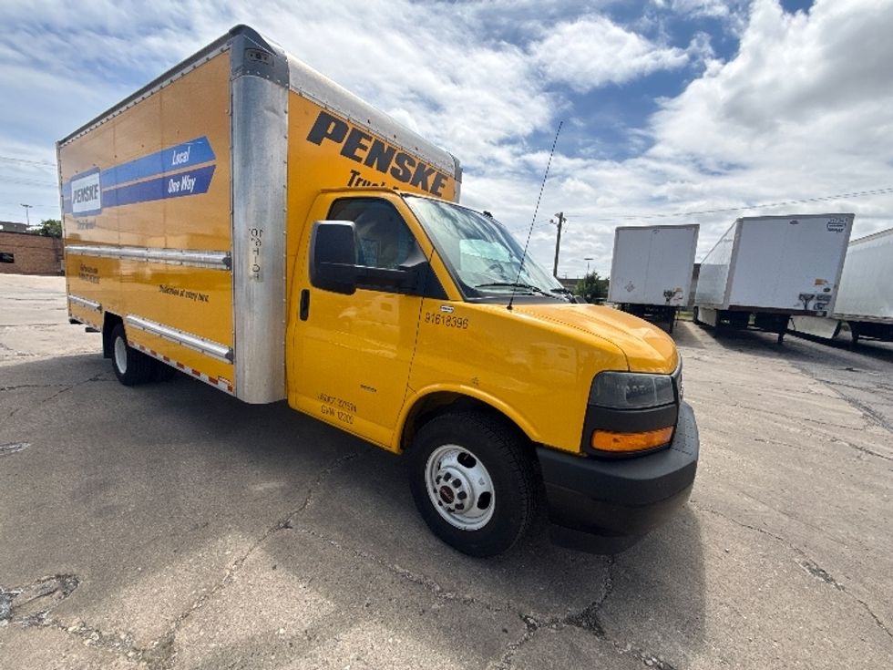 Light Duty Box Truck-Light and Medium Duty Trucks-GMC-2021-Savana G33903-La Porte-IN-92,015\n\t\tmiles-$ 25,250 - Image 15