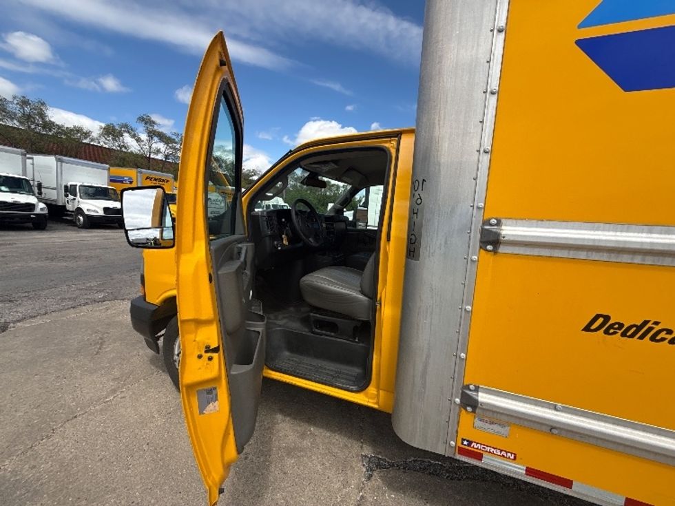Light Duty Box Truck-Light and Medium Duty Trucks-GMC-2021-Savana G33903-La Porte-IN-92,015\n\t\tmiles-$ 25,250 - Image 16