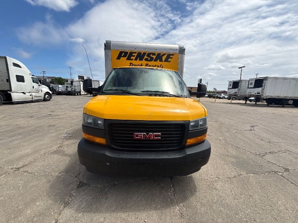Light Duty Box Truck-Light and Medium Duty Trucks-GMC-2021-Savana G33903-La Porte-IN-92,015\n\t\tmiles-$ 25,250 - Image 2