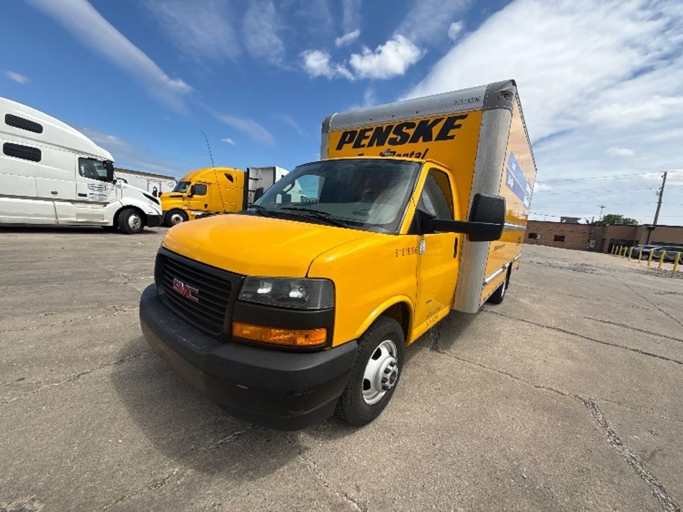 Light Duty Box Truck-Light and Medium Duty Trucks-GMC-2021-Savana G33903-La Porte-IN-92,015\n\t\tmiles-$ 25,250 - Image 3