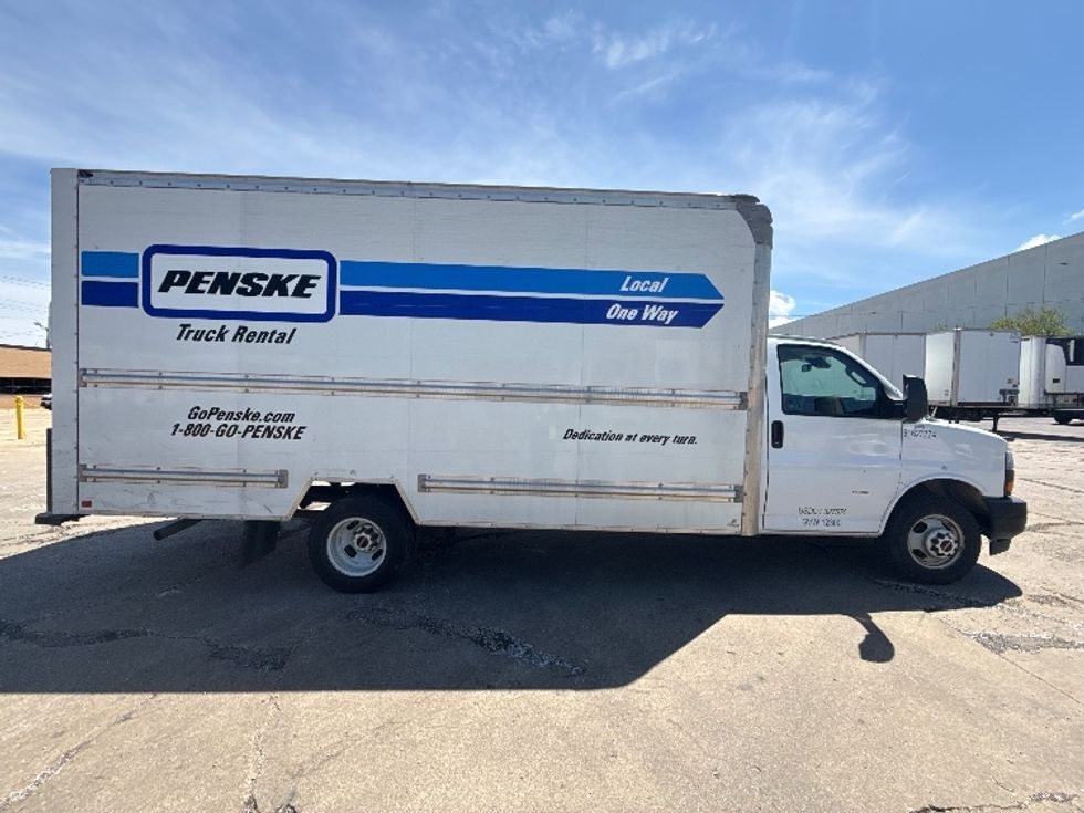 Light Duty Box Truck-Light and Medium Duty Trucks-GMC-2021-Savana G33903-La Porte-IN-92,253\n\t\tmiles-$ 29,500 - Image 15