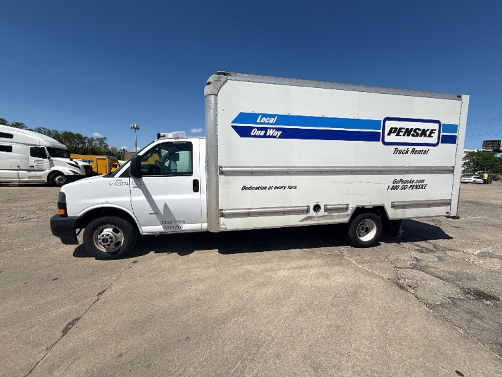 Light Duty Box Truck-Light and Medium Duty Trucks-GMC-2021-Savana G33903-La Porte-IN-92,253\n\t\tmiles-$ 29,500 - Image 4