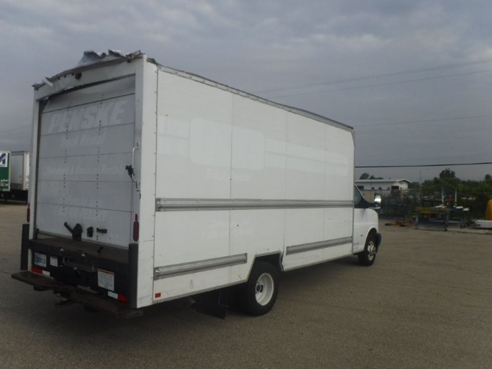 Light Duty Box Truck-Light and Medium Duty Trucks-GMC-2021-Savana G33903-La Porte-IN-95,709\n\t\tmiles-$ 28,250 - Image 5
