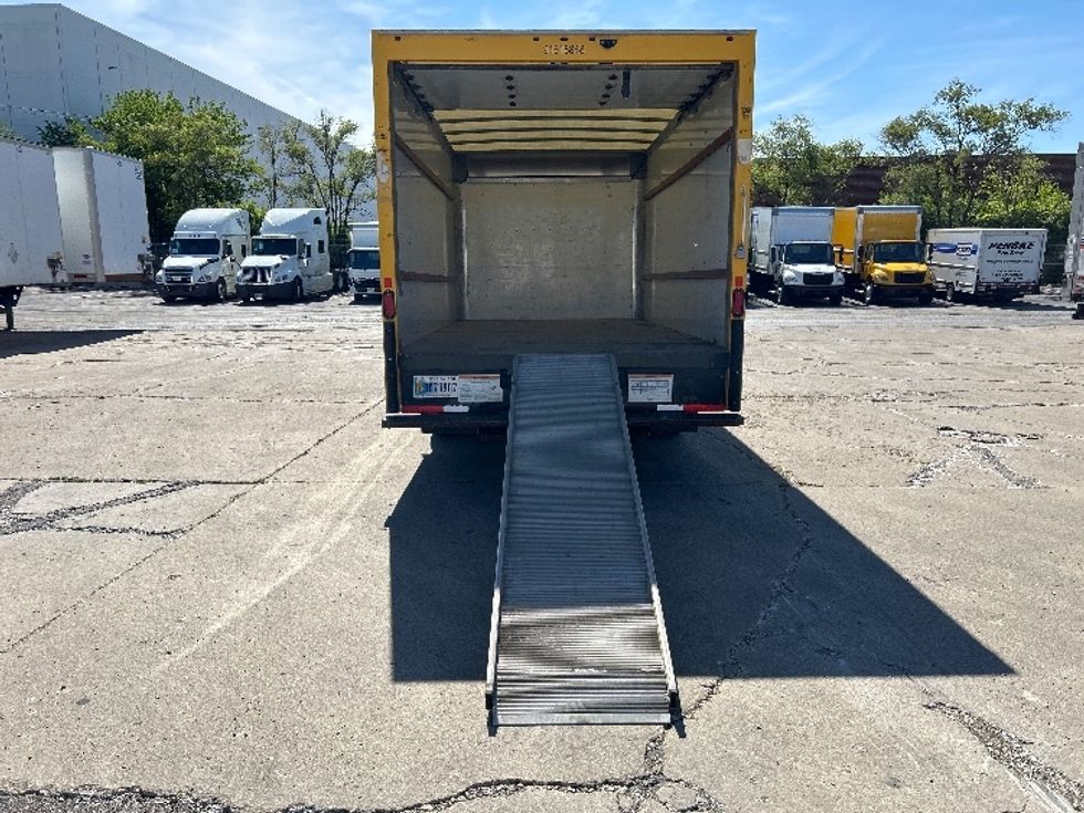 Light Duty Box Truck-Light and Medium Duty Trucks-GMC-2021-Savana G33903-La Porte-IN-98,295\n\t\tmiles-$ 26,000 - Image 9