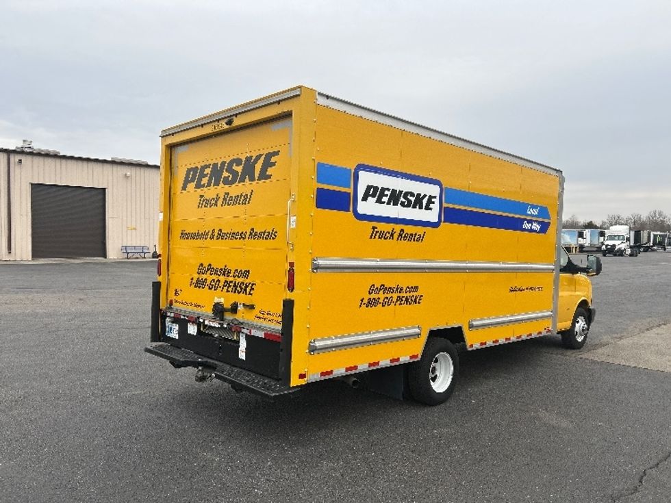 Light Duty Box Truck-Light and Medium Duty Trucks-GMC-2021-Savana G33903-La Vergne-TN-76,907\n\t\tmiles-$ 30,500 - Image 13