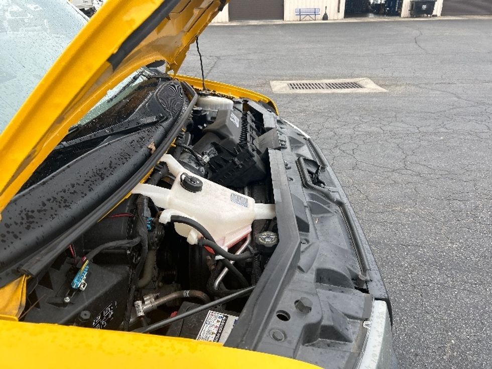 Light Duty Box Truck-Light and Medium Duty Trucks-GMC-2021-Savana G33903-La Vergne-TN-76,907\n\t\tmiles-$ 30,500 - Image 23