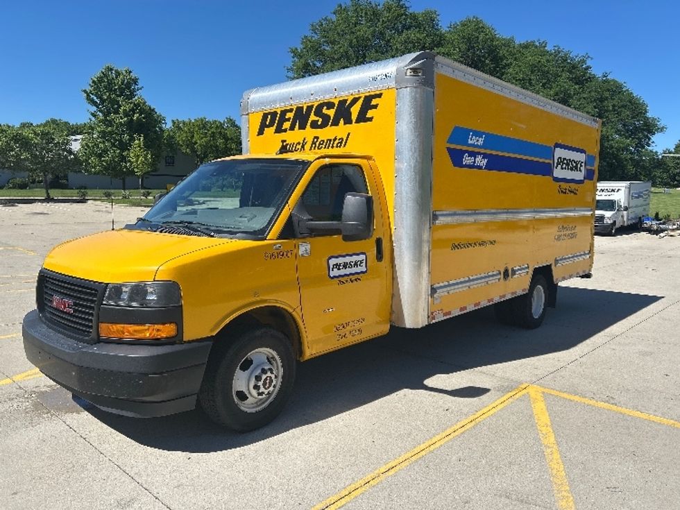 Light Duty Box Truck-Light and Medium Duty Trucks-GMC-2021-Savana G33903-Lacey-WA-86,750\n\t\tmiles-$ 28,500 - Image 3