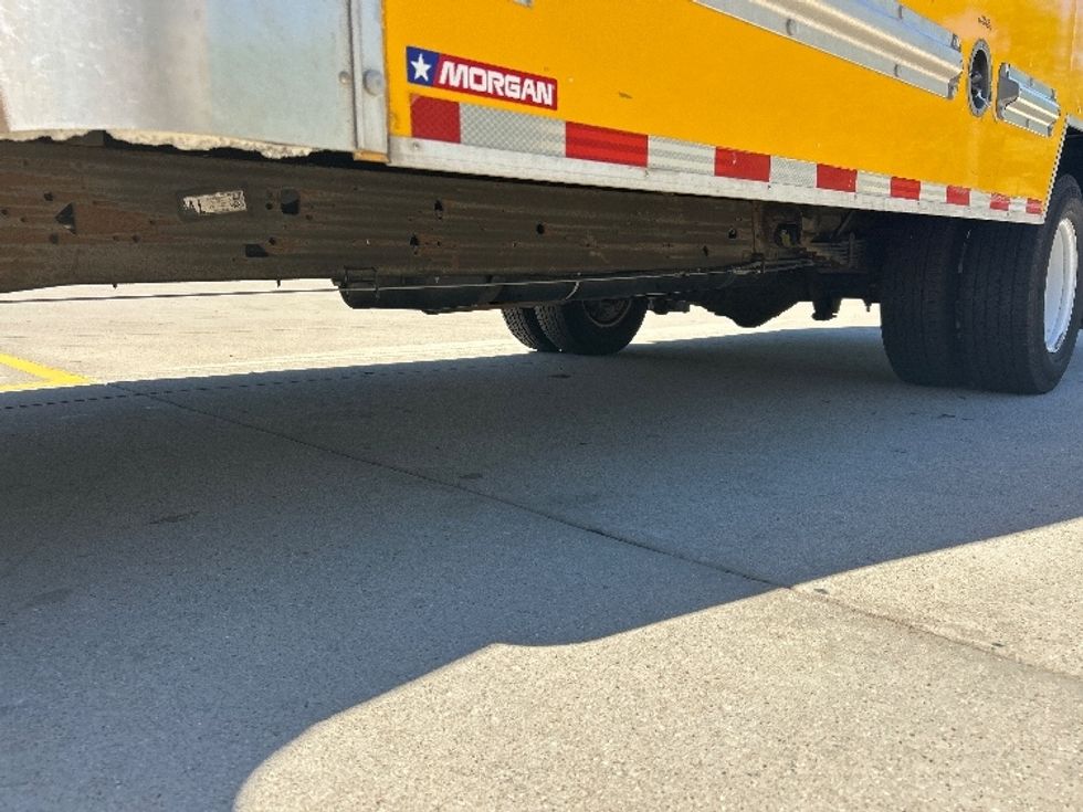 Light Duty Box Truck-Light and Medium Duty Trucks-GMC-2021-Savana G33903-Lacey-WA-86,750\n\t\tmiles-$ 28,500 - Image 5