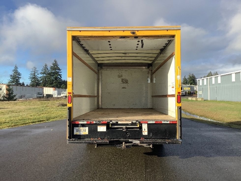 Light Duty Box Truck-Light and Medium Duty Trucks-GMC-2021-Savana G33903-Lacey-WA-92,072\n\t\tmiles-$ 28,500 - Image 8