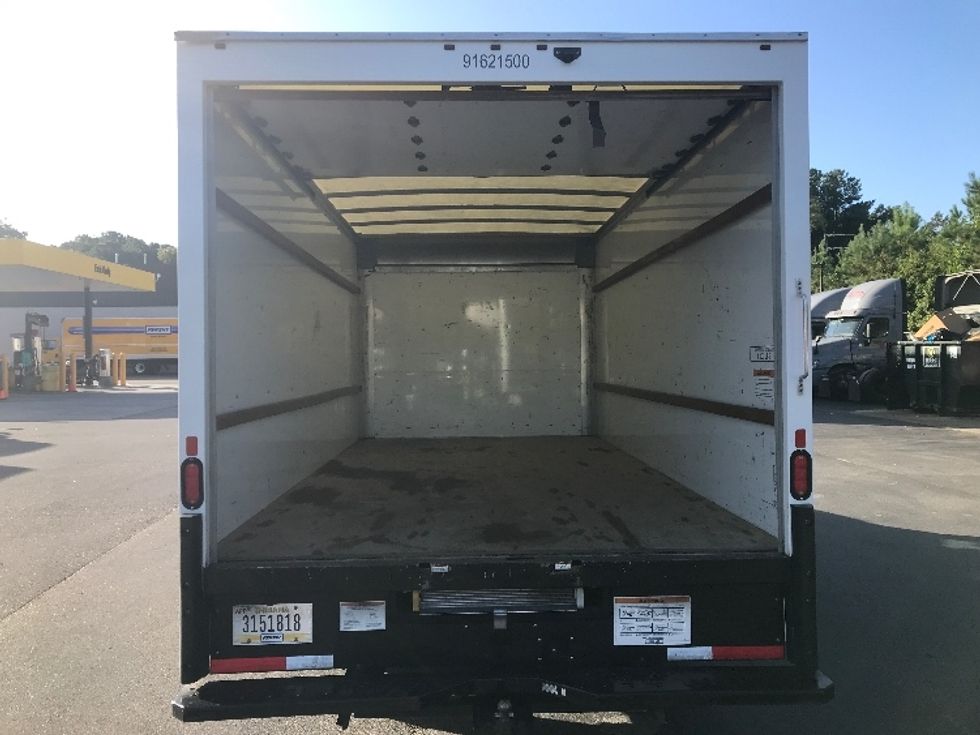 Light Duty Box Truck-Light and Medium Duty Trucks-GMC-2021-Savana G33903-Ladson-SC-113,409\n\t\tmiles-$ 28,250 - Image 8