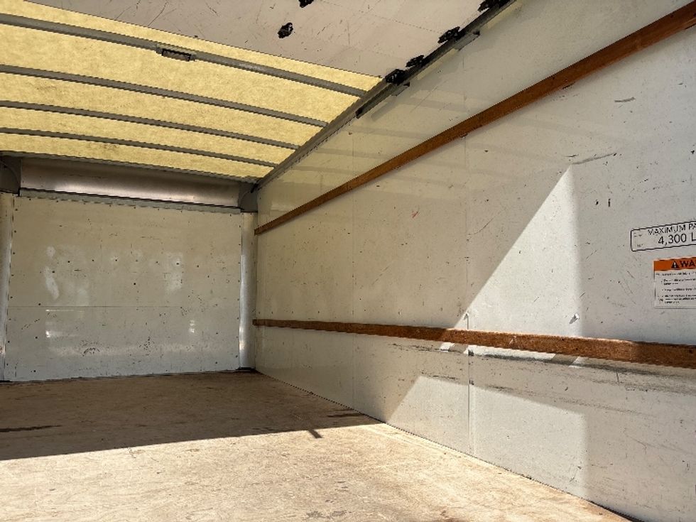 Light Duty Box Truck-Light and Medium Duty Trucks-GMC-2021-Savana G33903-Ladson-SC-50,603\n\t\tmiles-$ 37,250 - Image 11