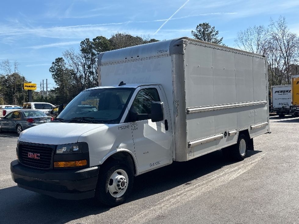 Light Duty Box Truck-Light and Medium Duty Trucks-GMC-2021-Savana G33903-Ladson-SC-50,603\n\t\tmiles-$ 37,250 - Image 3