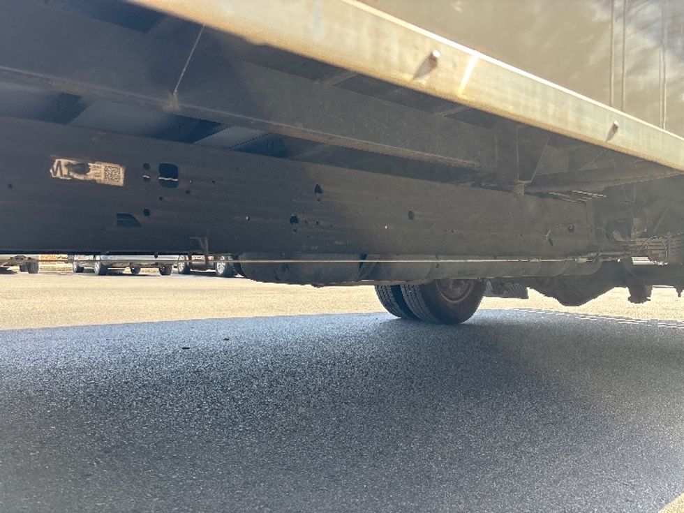 Light Duty Box Truck-Light and Medium Duty Trucks-GMC-2021-Savana G33903-Ladson-SC-50,603\n\t\tmiles-$ 37,250 - Image 5