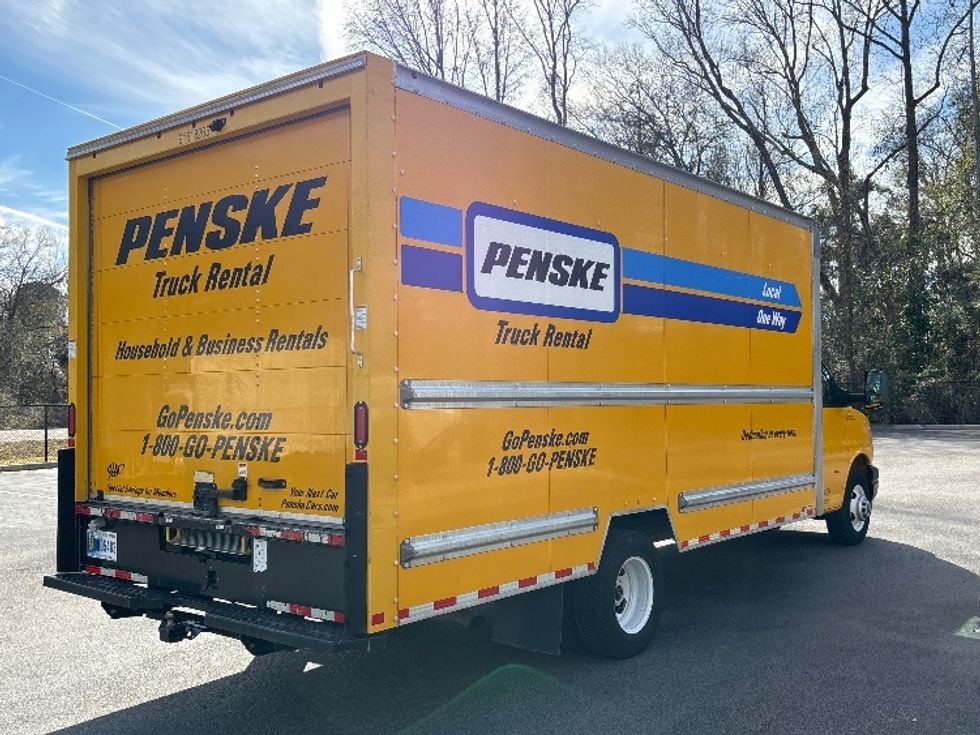 Light Duty Box Truck-Light and Medium Duty Trucks-GMC-2021-Savana G33903-Ladson-SC-89,684\n\t\tmiles-$ 29,500 - Image 12