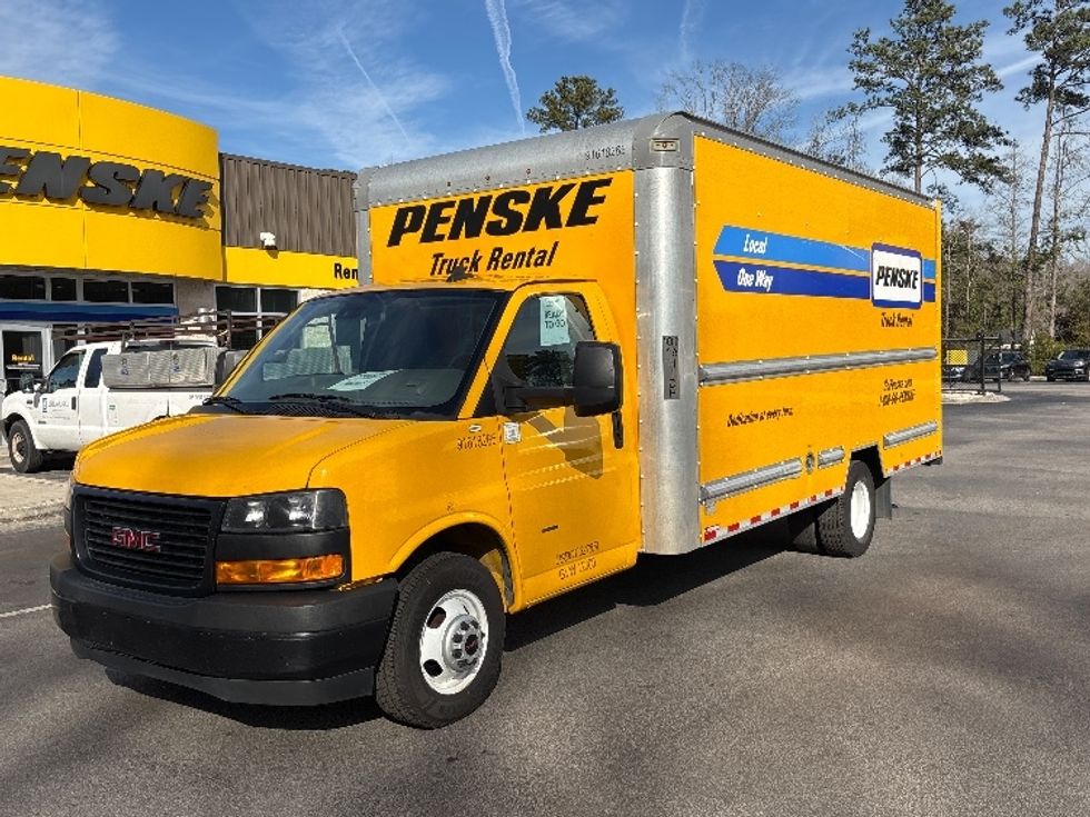 Light Duty Box Truck-Light and Medium Duty Trucks-GMC-2021-Savana G33903-Ladson-SC-89,684\n\t\tmiles-$ 29,500 - Image 3