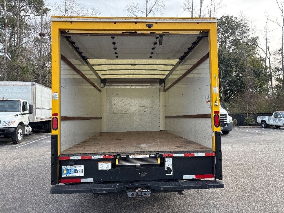 Light Duty Box Truck-Light and Medium Duty Trucks-GMC-2021-Savana G33903-Ladson-SC-92,137\n\t\tmiles-$ 29,000 - Image 8