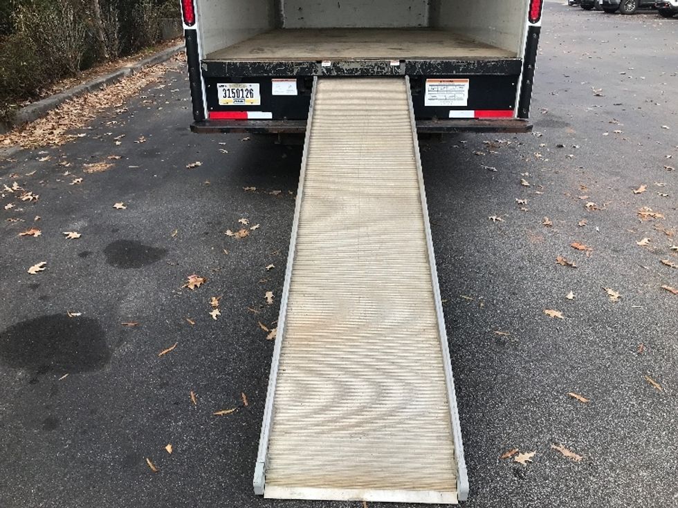 Light Duty Box Truck-Light and Medium Duty Trucks-GMC-2021-Savana G33903-Ladson-SC-93,723\n\t\tmiles-$ 32,000 - Image 9