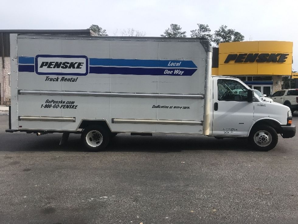 Light Duty Box Truck-Light and Medium Duty Trucks-GMC-2021-Savana G33903-Ladson-SC-99,185\n\t\tmiles-$ 31,500 - Image 14