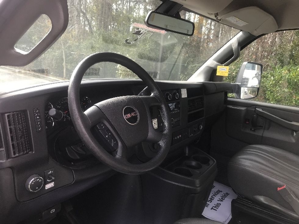 Light Duty Box Truck-Light and Medium Duty Trucks-GMC-2021-Savana G33903-Ladson-SC-99,185\n\t\tmiles-$ 31,500 - Image 16