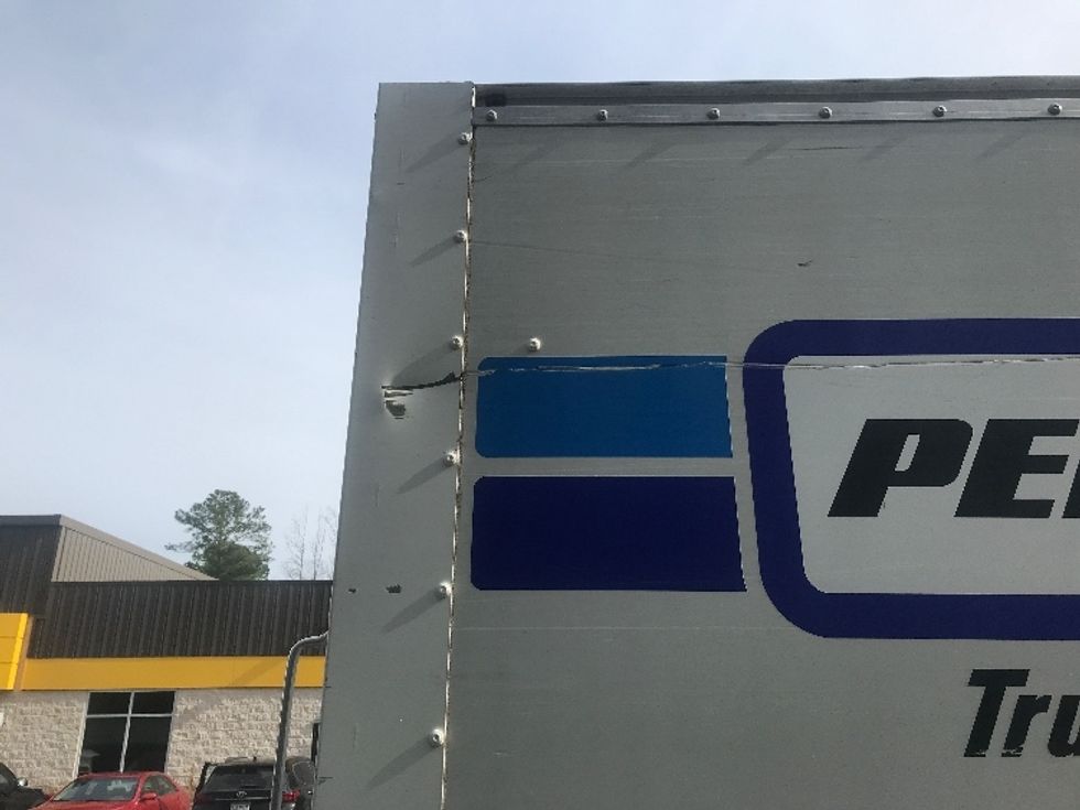 Light Duty Box Truck-Light and Medium Duty Trucks-GMC-2021-Savana G33903-Ladson-SC-99,185\n\t\tmiles-$ 31,500 - Image 27