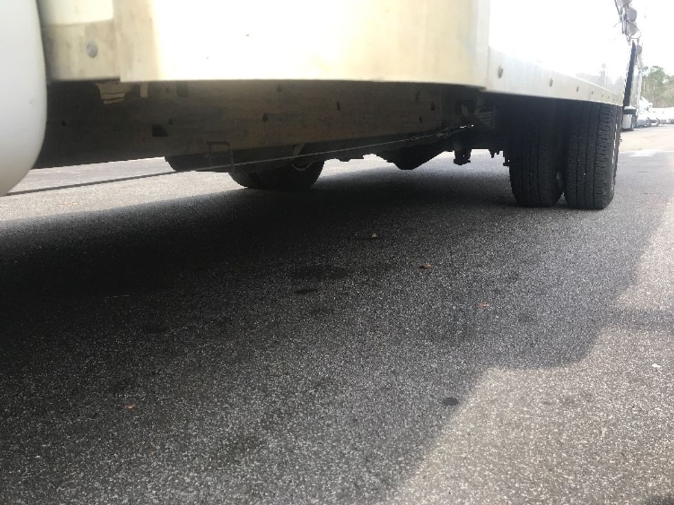 Light Duty Box Truck-Light and Medium Duty Trucks-GMC-2021-Savana G33903-Ladson-SC-99,185\n\t\tmiles-$ 31,500 - Image 5