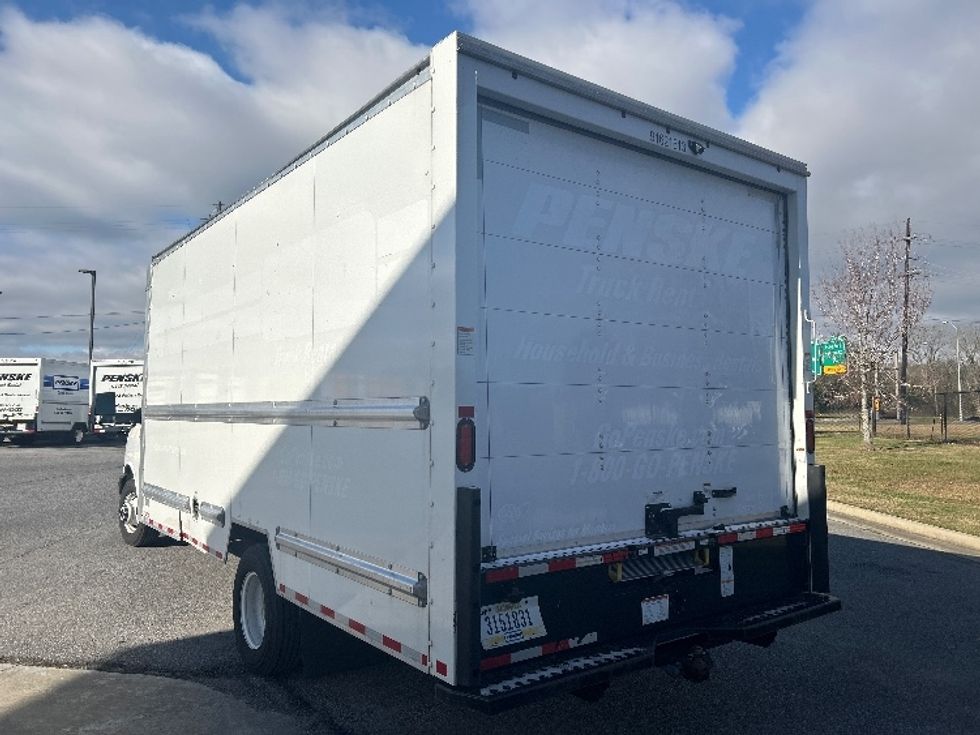 Light Duty Box Truck-Light and Medium Duty Trucks-GMC-2021-Savana G33903-Lafayette-LA-115,586\n\t\tmiles-$ 27,500 - Image 5