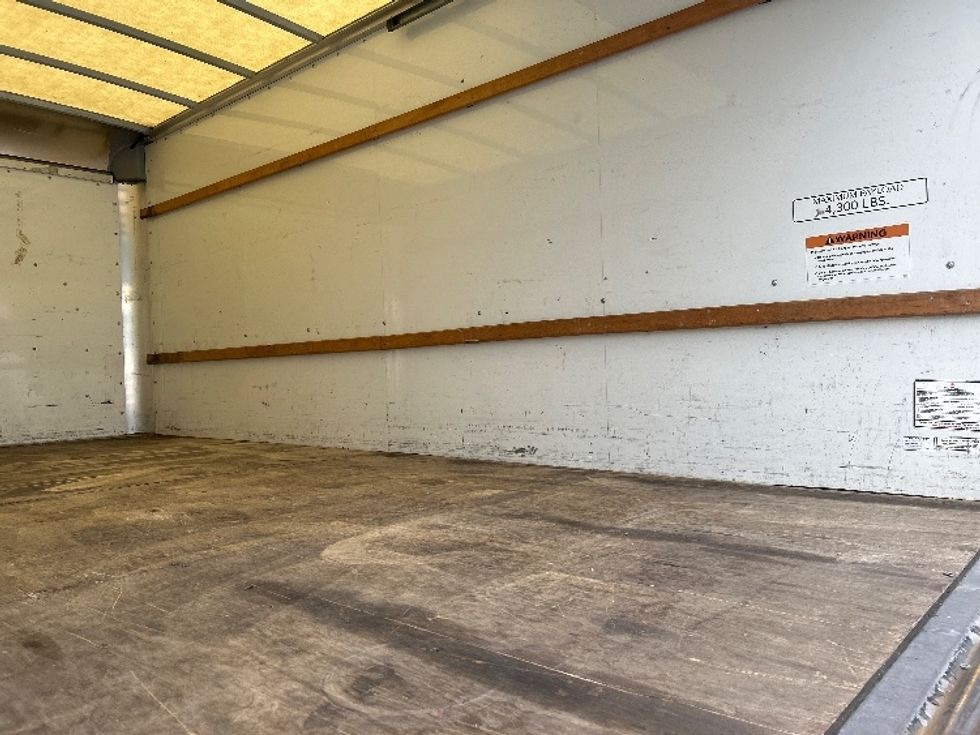 Light Duty Box Truck-Light and Medium Duty Trucks-GMC-2021-Savana G33903-Lafayette-LA-79,032\n\t\tmiles-$ 31,750 - Image 12