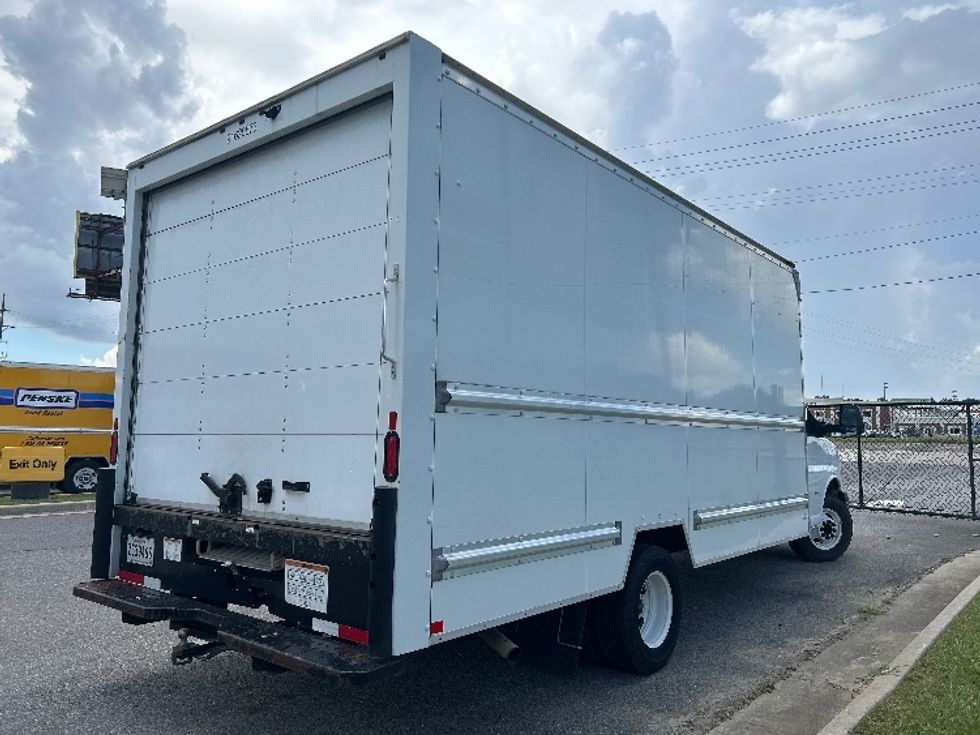Light Duty Box Truck-Light and Medium Duty Trucks-GMC-2021-Savana G33903-Lafayette-LA-79,032\n\t\tmiles-$ 31,750 - Image 13