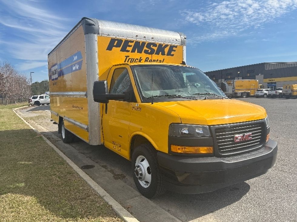 Light Duty Box Truck-Light and Medium Duty Trucks-GMC-2021-Savana G33903-Lafayette-LA-80,839\n\t\tmiles-$ 28,750 - Image 1