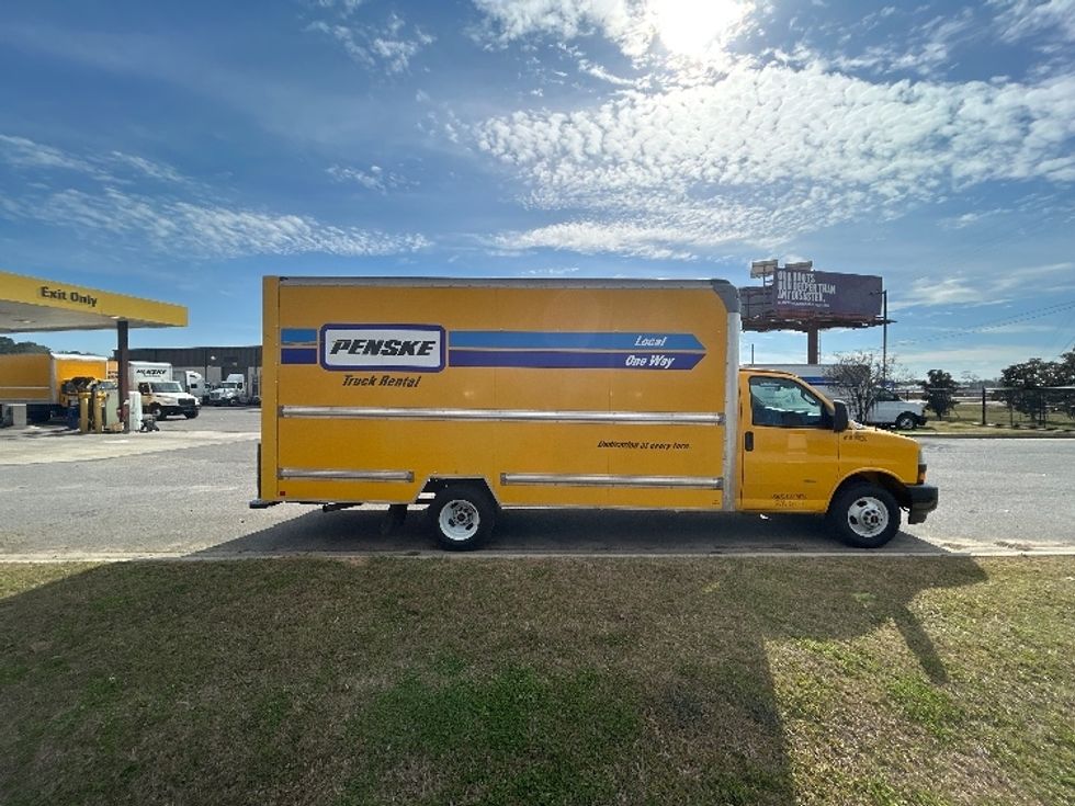 Light Duty Box Truck-Light and Medium Duty Trucks-GMC-2021-Savana G33903-Lafayette-LA-80,839\n\t\tmiles-$ 28,750 - Image 11
