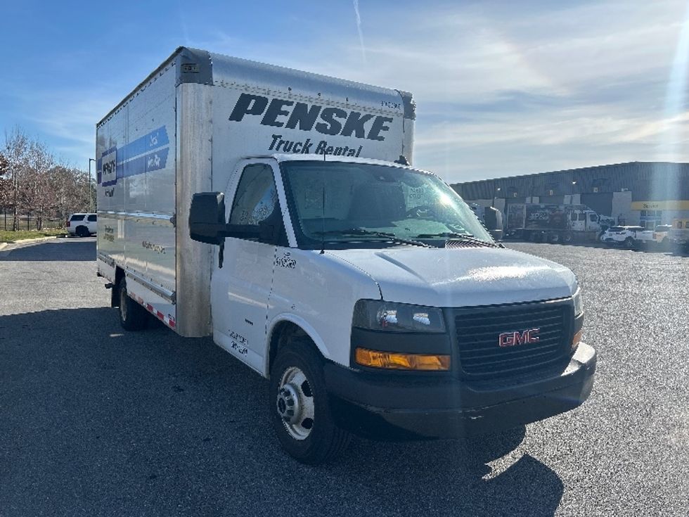 Light Duty Box Truck-Light and Medium Duty Trucks-GMC-2021-Savana G33903-Lafayette-LA-85,946\n\t\tmiles-$ 31,000 - Image 1