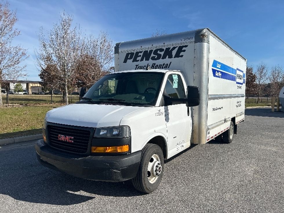 Light Duty Box Truck-Light and Medium Duty Trucks-GMC-2021-Savana G33903-Lafayette-LA-85,946\n\t\tmiles-$ 31,000 - Image 3