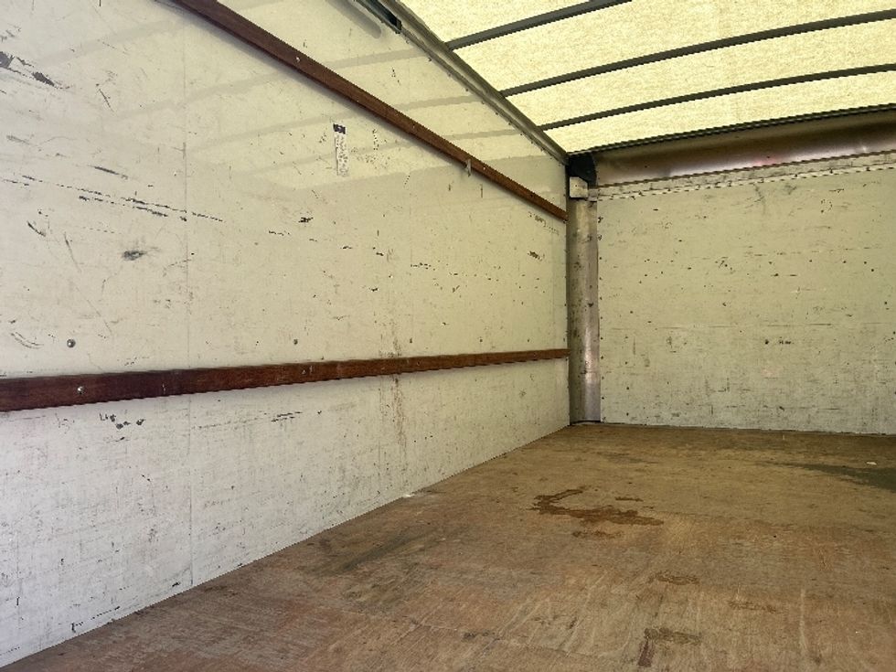 Light Duty Box Truck-Light and Medium Duty Trucks-GMC-2021-Savana G33903-Lafayette-LA-85,946\n\t\tmiles-$ 31,000 - Image 8