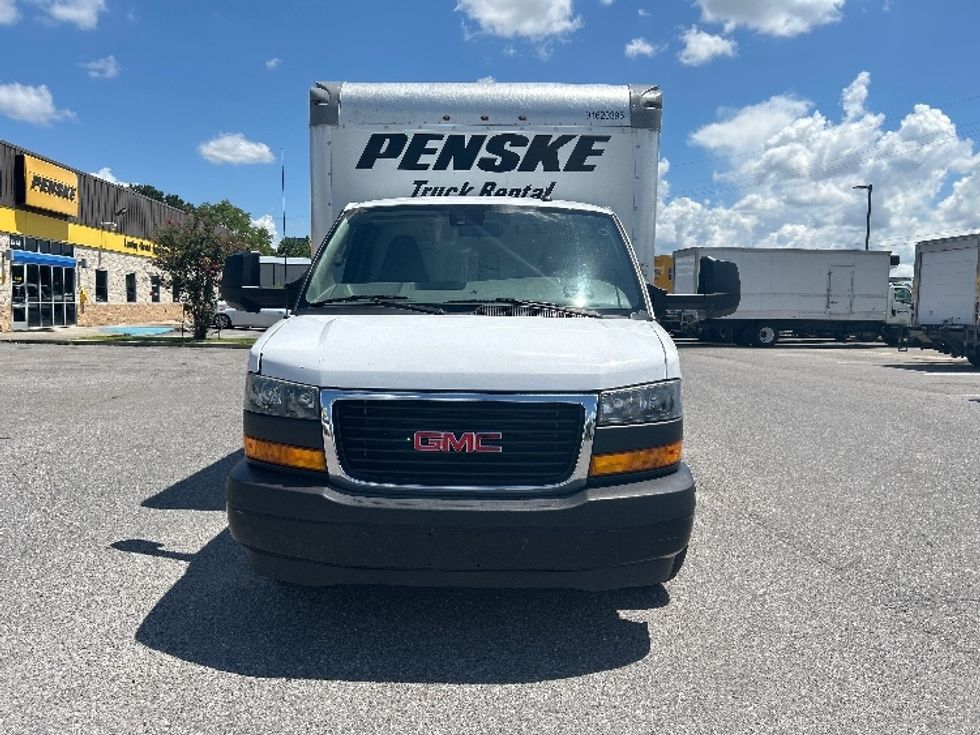 Light Duty Box Truck-Light and Medium Duty Trucks-GMC-2021-Savana G33903-Lafayette-LA-86,891\n\t\tmiles-$ 31,250 - Image 2