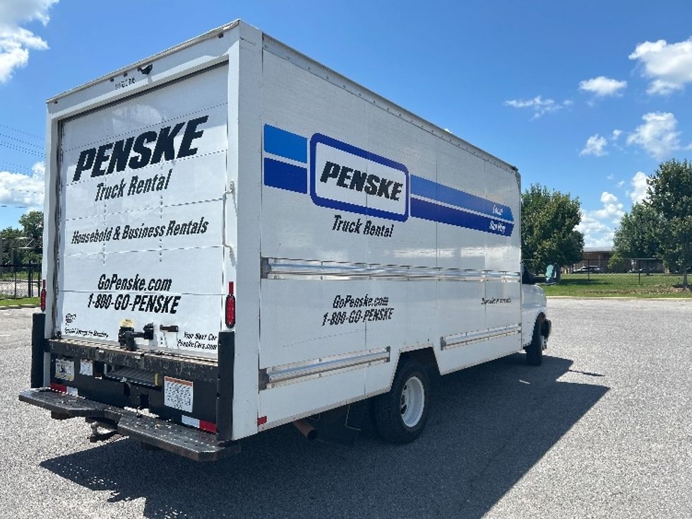 Light Duty Box Truck-Light and Medium Duty Trucks-GMC-2021-Savana G33903-Lafayette-LA-86,891\n\t\tmiles-$ 31,250 - Image 20