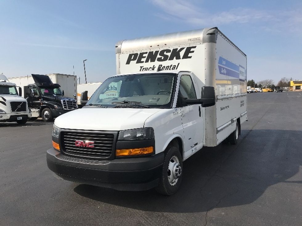 Light Duty Box Truck-Light and Medium Duty Trucks-GMC-2021-Savana G33903-Lancaster-PA-89,553\n\t\tmiles-$ 32,500 - Image 3