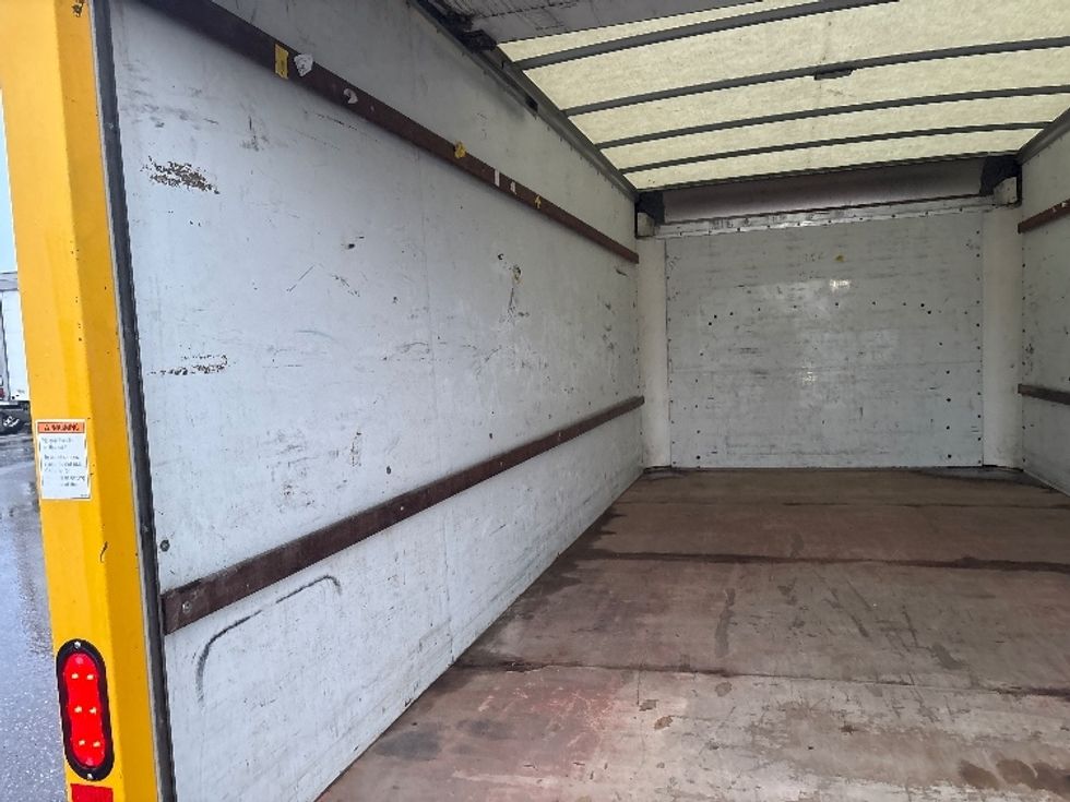 Light Duty Box Truck-Light and Medium Duty Trucks-GMC-2021-Savana G33903-Lansing-MI-109,706\n\t\tmiles-$ 25,000 - Image 11