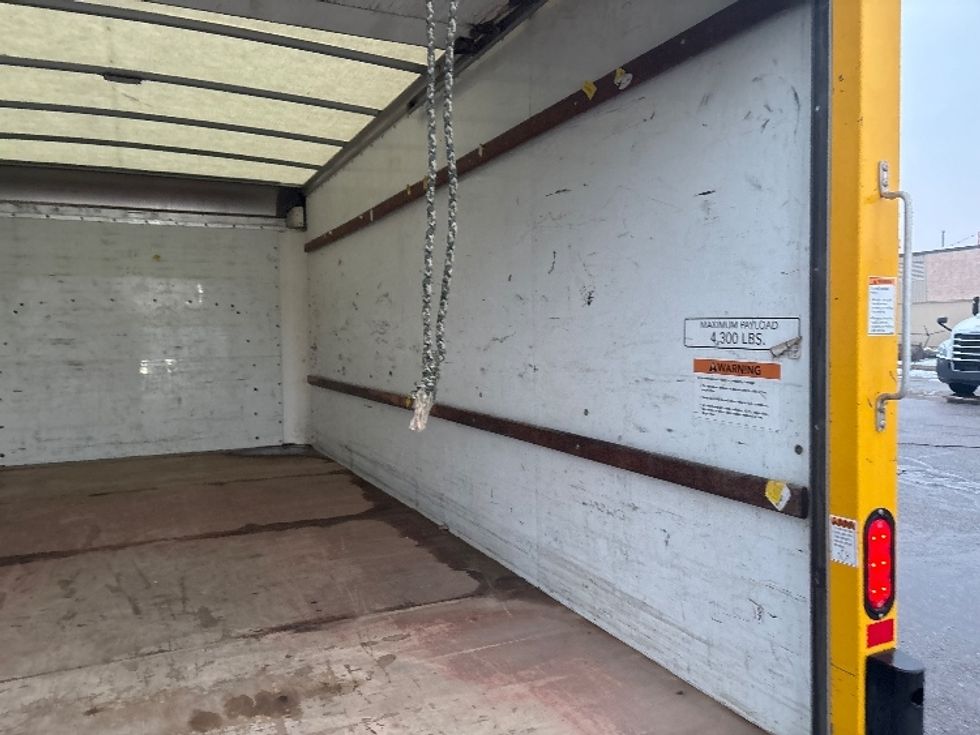 Light Duty Box Truck-Light and Medium Duty Trucks-GMC-2021-Savana G33903-Lansing-MI-109,706\n\t\tmiles-$ 25,000 - Image 12