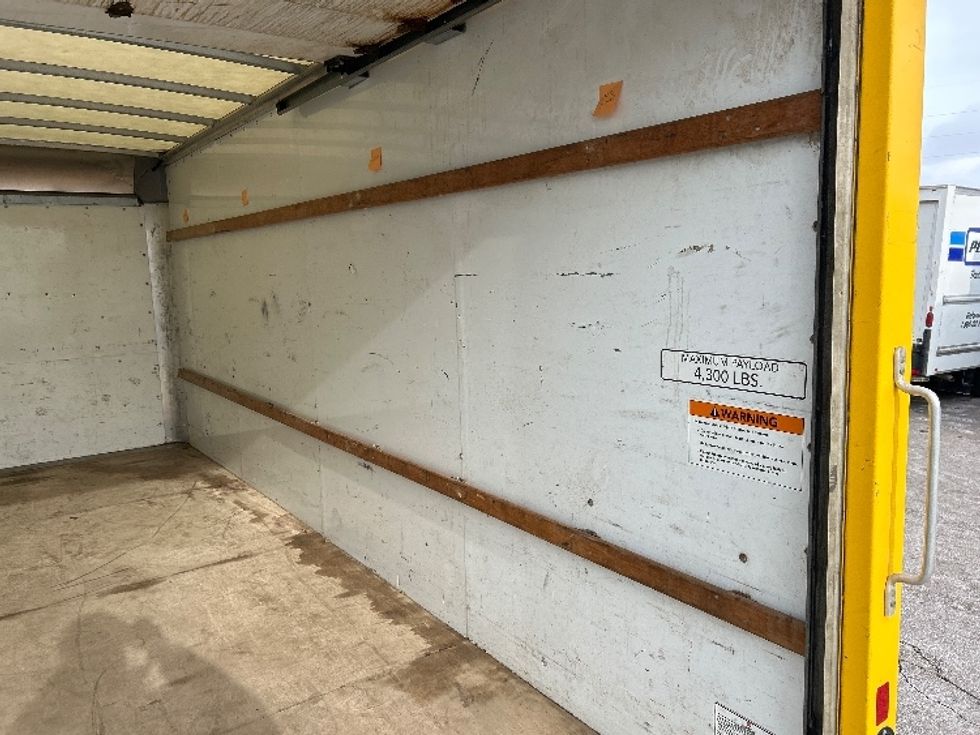 Light Duty Box Truck-Light and Medium Duty Trucks-GMC-2021-Savana G33903-Lansing-MI-93,867\n\t\tmiles-$ 27,000 - Image 12