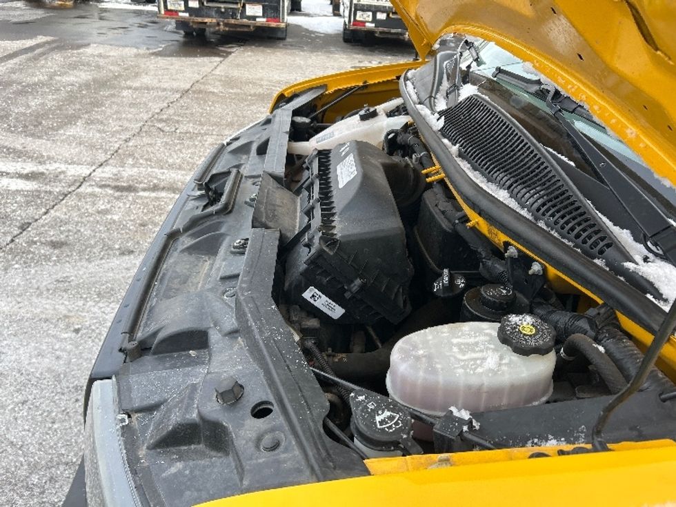 Light Duty Box Truck-Light and Medium Duty Trucks-GMC-2021-Savana G33903-Lansing-MI-93,867\n\t\tmiles-$ 27,000 - Image 24