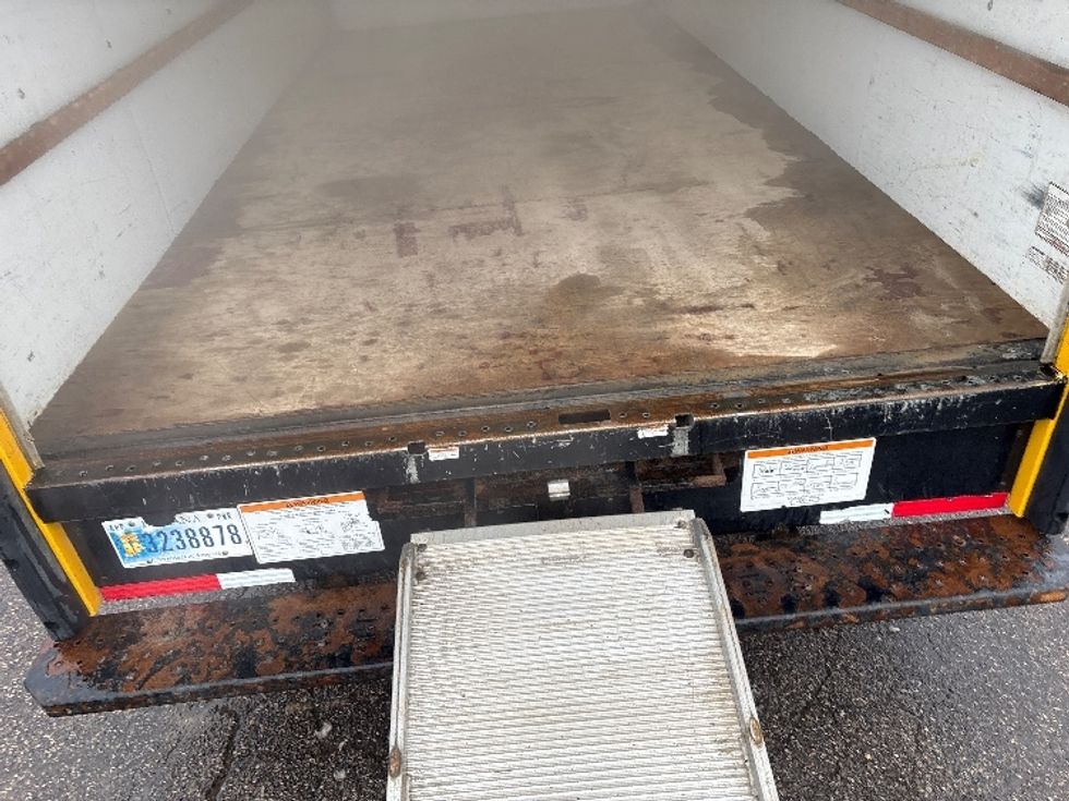 Light Duty Box Truck-Light and Medium Duty Trucks-GMC-2021-Savana G33903-Lansing-MI-97,629\n\t\tmiles-$ 26,500 - Image 10