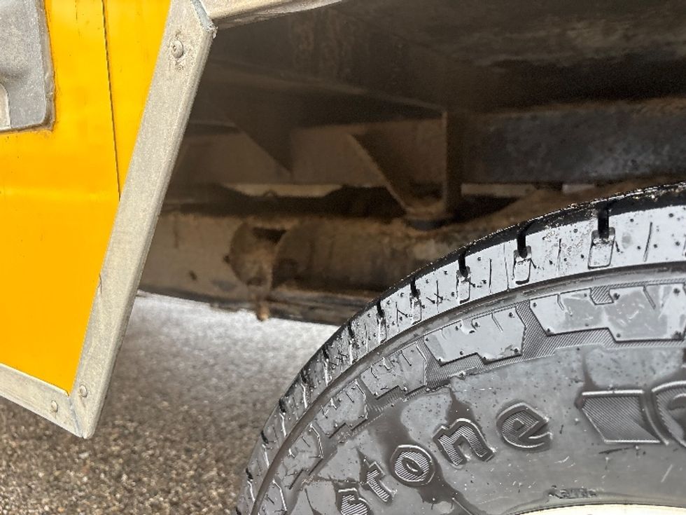 Light Duty Box Truck-Light and Medium Duty Trucks-GMC-2021-Savana G33903-Lansing-MI-97,629\n\t\tmiles-$ 26,500 - Image 5